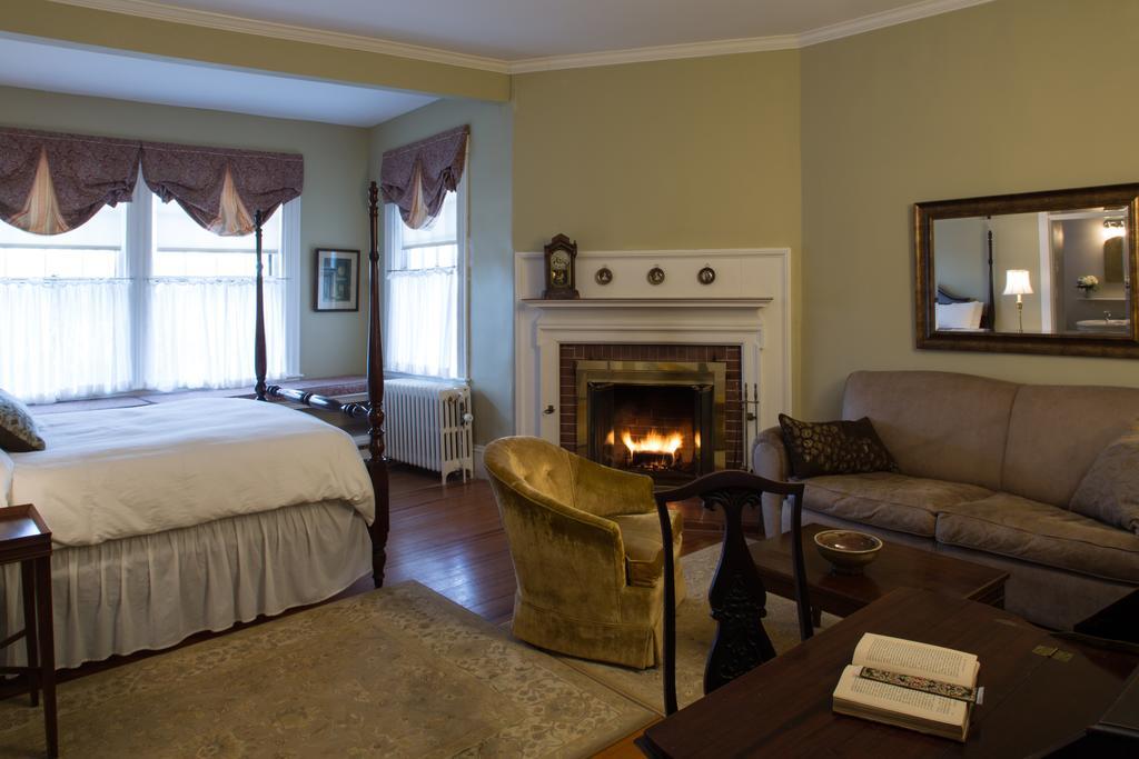 The Manor Inn Castine Eksteriør bilde